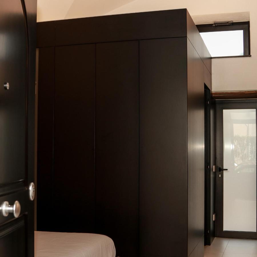 Dislocati Bnb - Jacuzzi Privata - Cucina - Tv60" - Minimal Luxury Marigliano Esterno foto