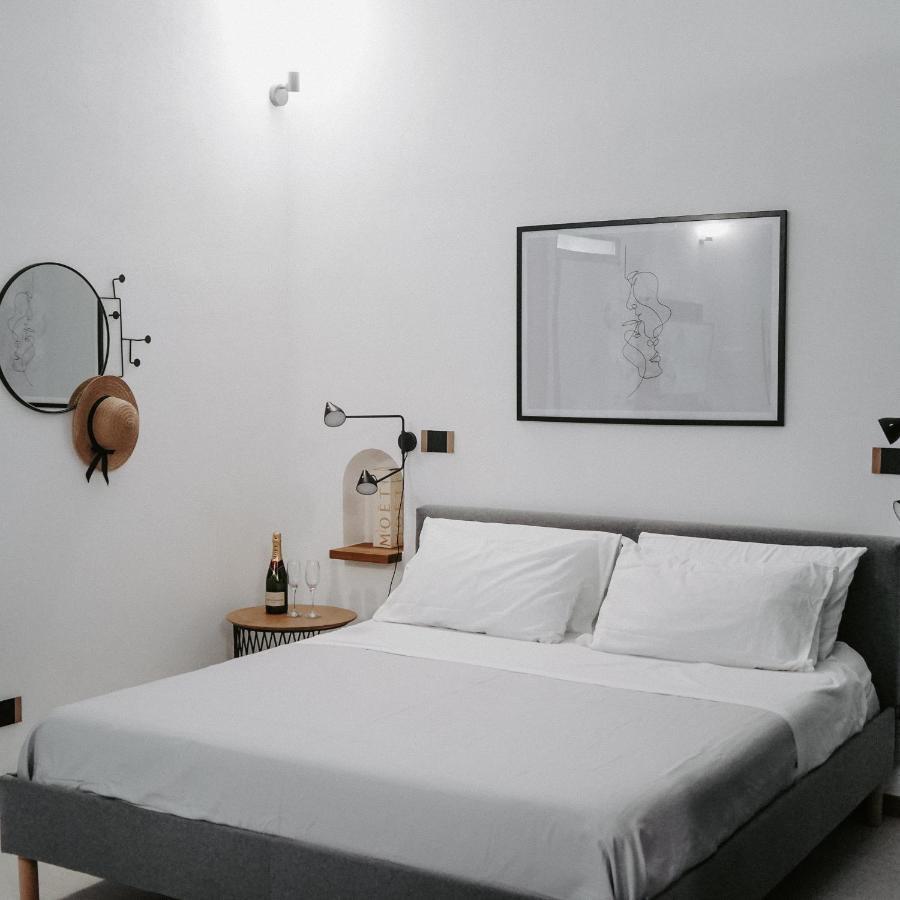 Dislocati Bnb - Jacuzzi Privata - Cucina - Tv60" - Minimal Luxury Marigliano Esterno foto