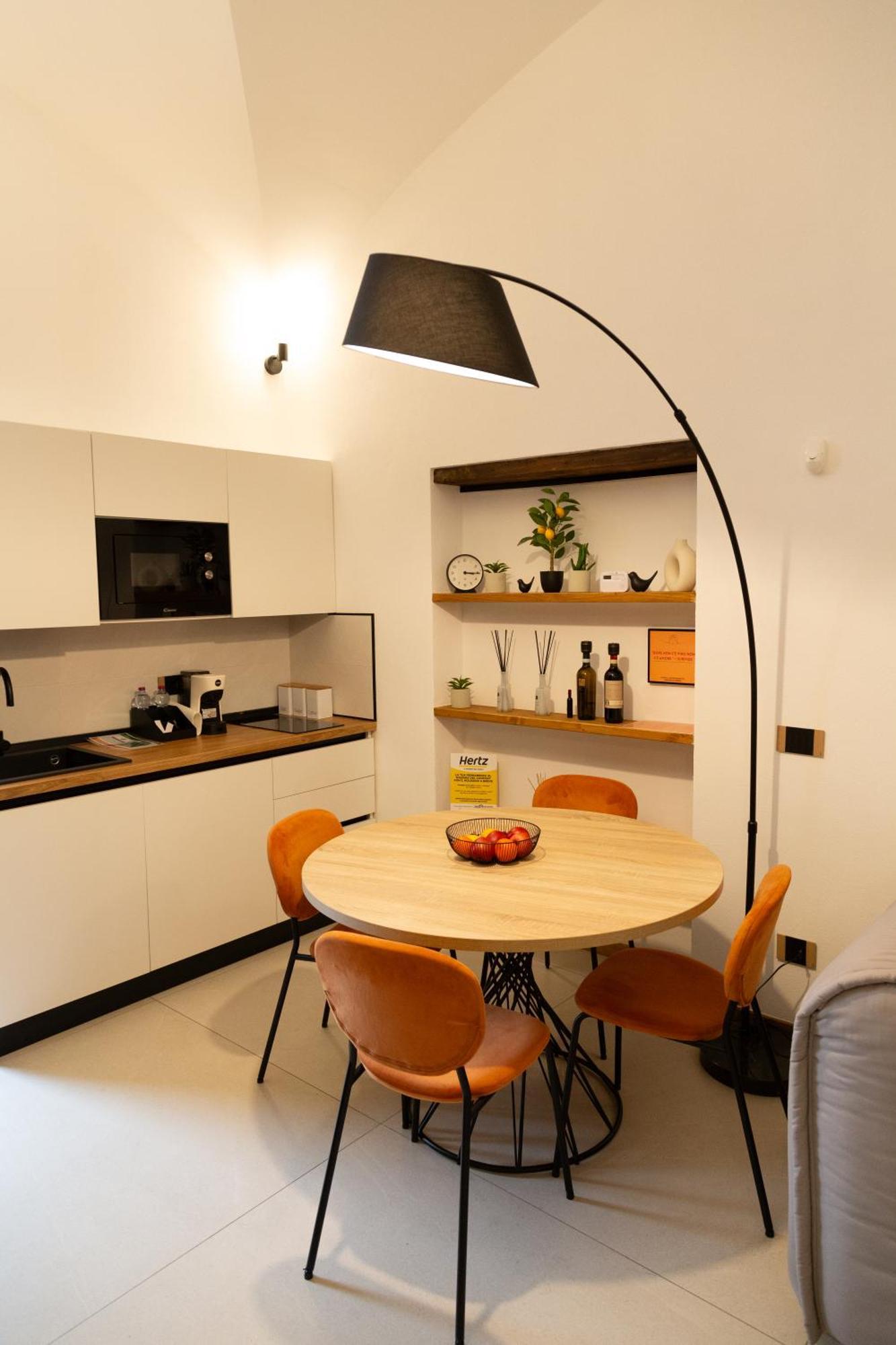 Dislocati Bnb - Jacuzzi Privata - Cucina - Tv60" - Minimal Luxury Marigliano Esterno foto